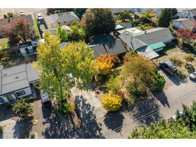 12904 Ne Wasco St, Portland, OR 97230