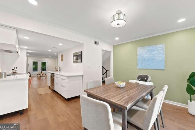 8 Ivy Ridge NE, Atlanta, GA 30342