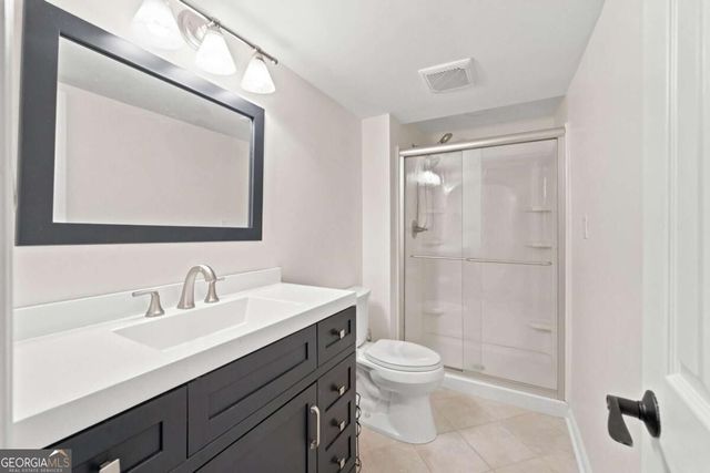 8 Ivy Ridge NE, Atlanta, GA 30342