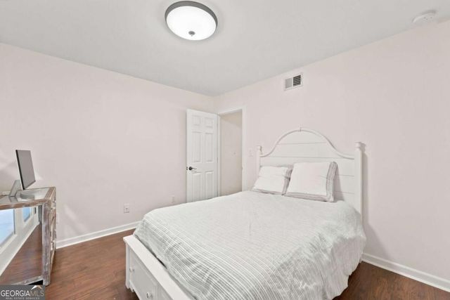 8 Ivy Ridge NE, Atlanta, GA 30342