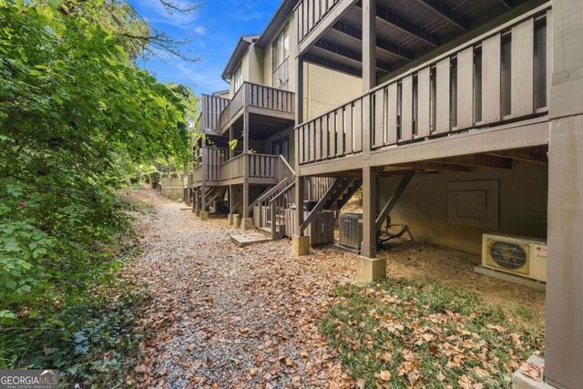 8 Ivy Ridge NE, Atlanta, GA 30342