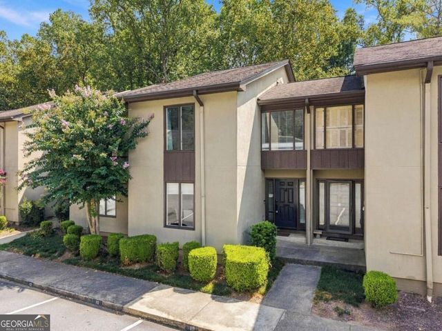 8 Ivy Ridge NE, Atlanta, GA 30342