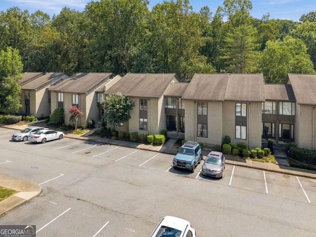 8 Ivy Ridge NE, Atlanta, GA 30342
