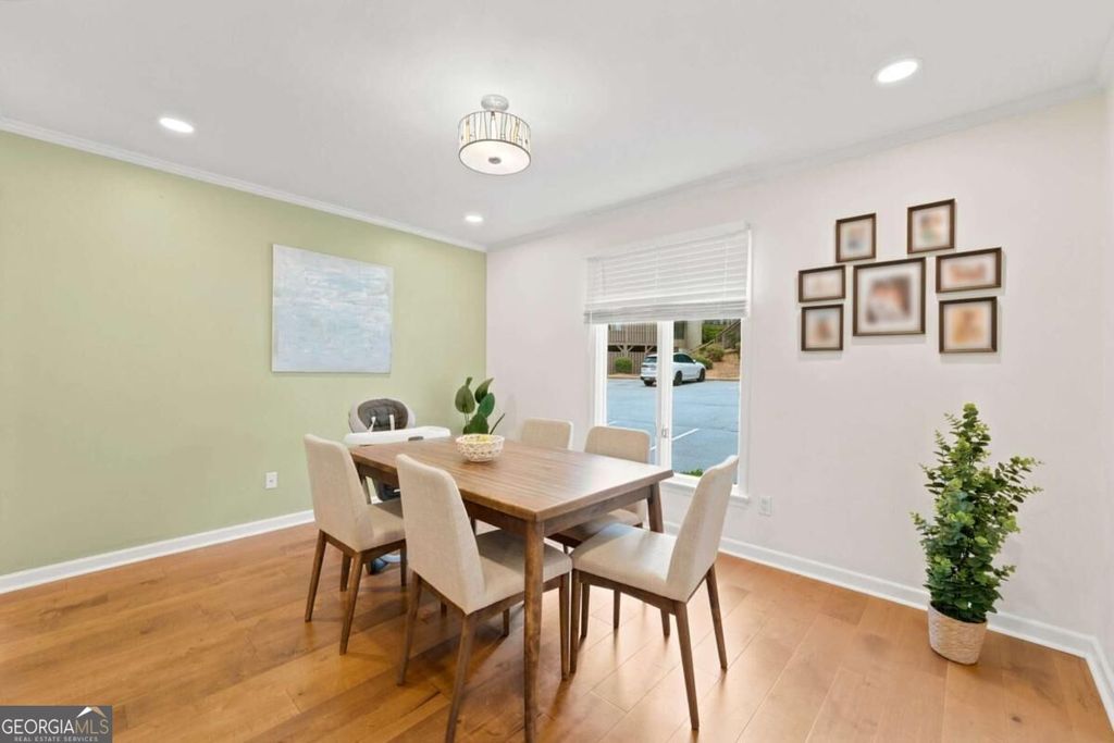 8 Ivy Ridge NE, Atlanta, GA 30342 — photo 3