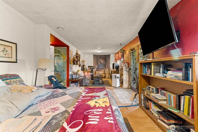 2515 15th Avenue SE, Olympia, WA 98501