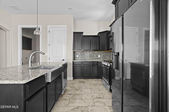 14332 PEYTON EDWARDS Avenue, El Paso, TX 79938