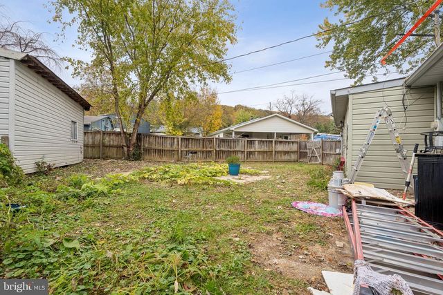 9306 GRANITE CIR, Frederick, MD 21702