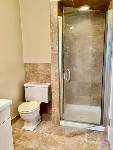 512 KAREY Court, Wilmette, IL 60091