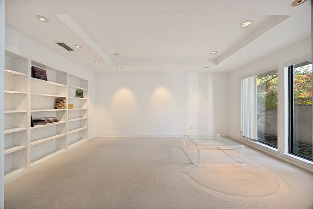 6715 Glenhurst Drive, Dallas, TX 75254