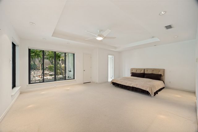 6715 Glenhurst Drive, Dallas, TX 75254