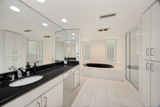 6715 Glenhurst Drive, Dallas, TX 75254