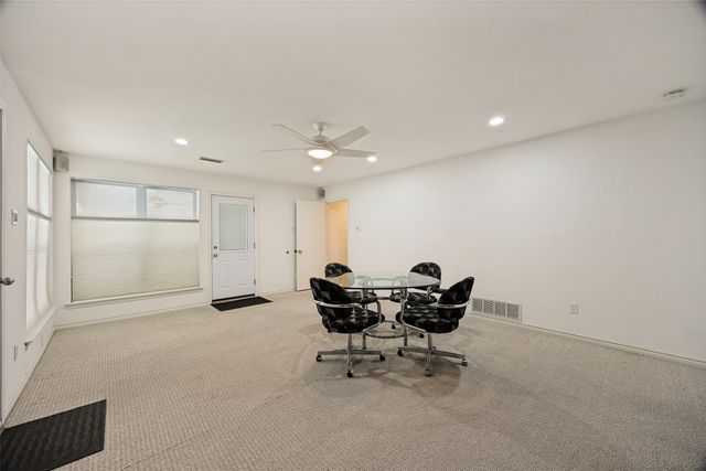 6715 Glenhurst Drive, Dallas, TX 75254