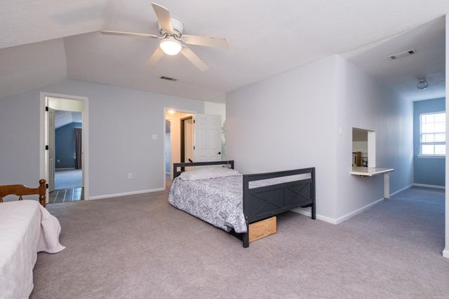 59 Vantage Drive, Maumelle, AR 72113