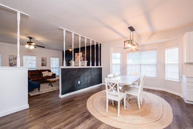 59 Vantage Drive, Maumelle, AR 72113