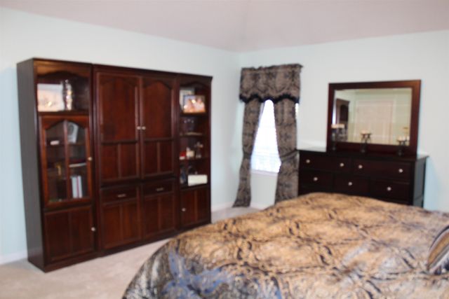 6442 BENDING RIVER RD, Bartlett, TN 38135