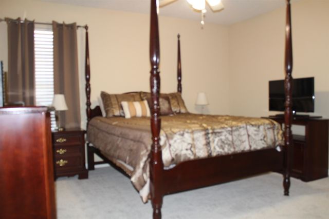 6442 BENDING RIVER RD, Bartlett, TN 38135