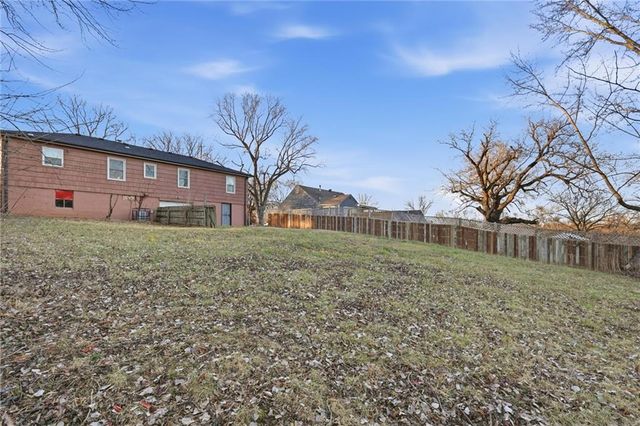 7867 James A Reed Road, Kansas City, MO 64138