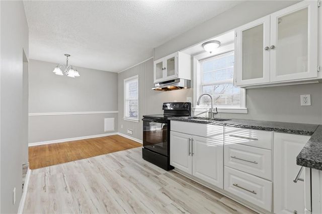 7867 James A Reed Road, Kansas City, MO 64138