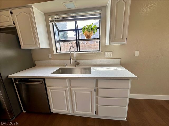 2848 Mahogany Grove Avenue, Henderson, NV 89074