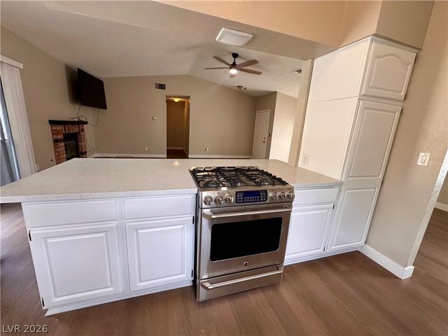 2848 Mahogany Grove Avenue, Henderson, NV 89074