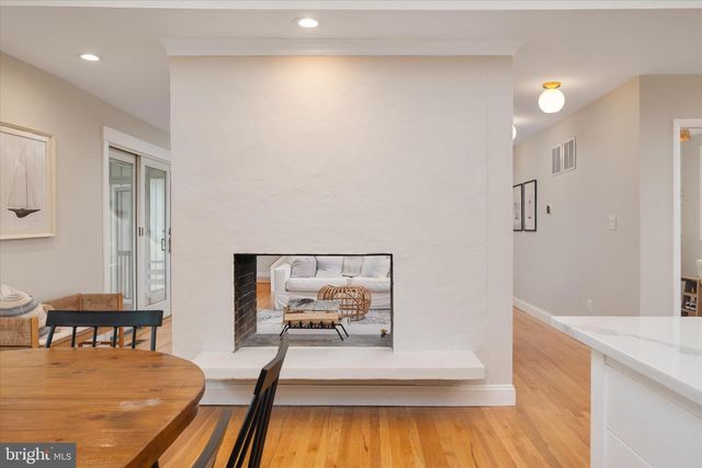 310 GIDDINGS AVE, Annapolis, MD 21401