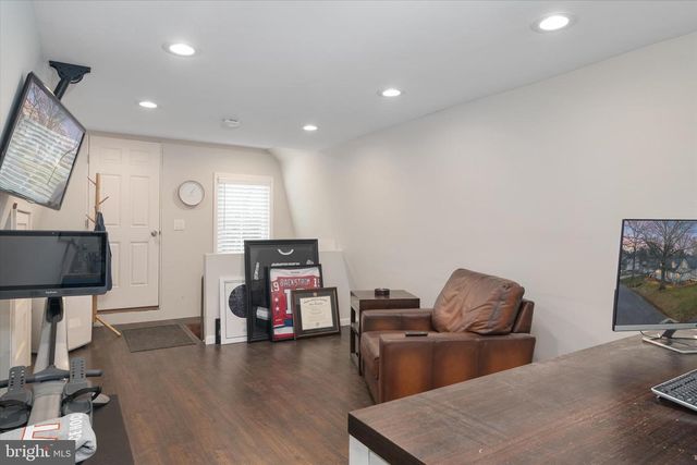 310 GIDDINGS AVE, Annapolis, MD 21401