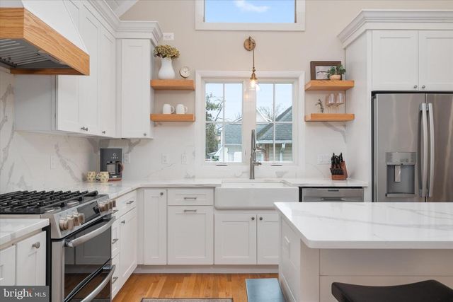 310 GIDDINGS AVE, Annapolis, MD 21401