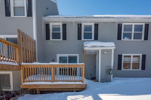 15 Aspen Lane, Merrimack, NH 03054