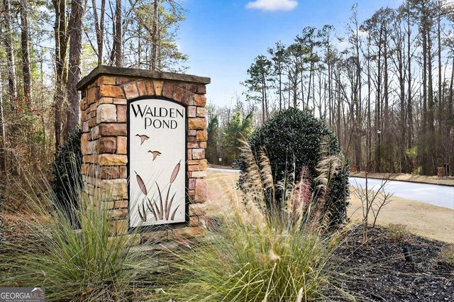 295 Walden Pond Trail, Senoia, GA 30276