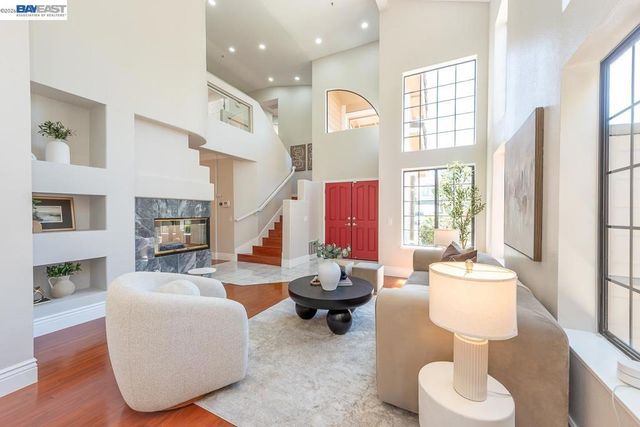 5125 Rose Way, Union City, CA 94587
