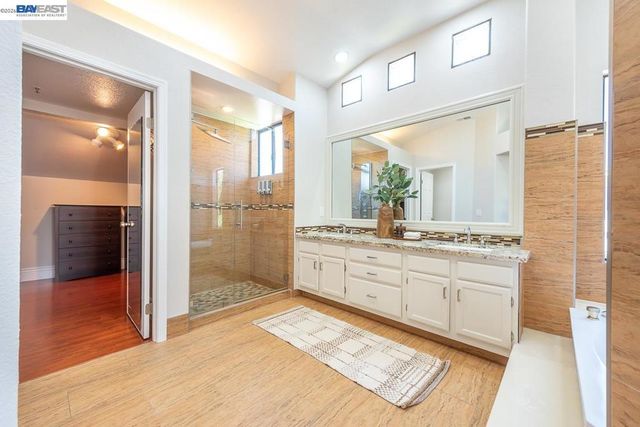 5125 Rose Way, Union City, CA 94587