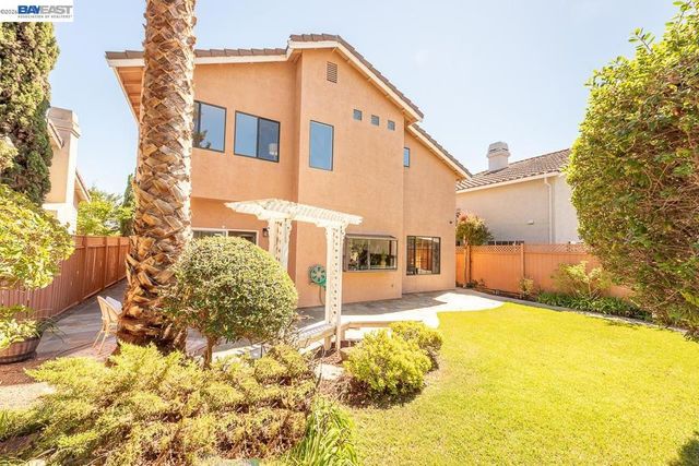 5125 Rose Way, Union City, CA 94587