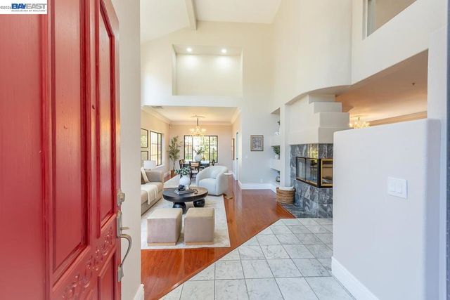 5125 Rose Way, Union City, CA 94587