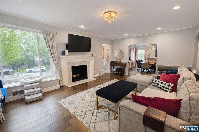 103 E Cedar Lane, Teaneck, NJ 07666