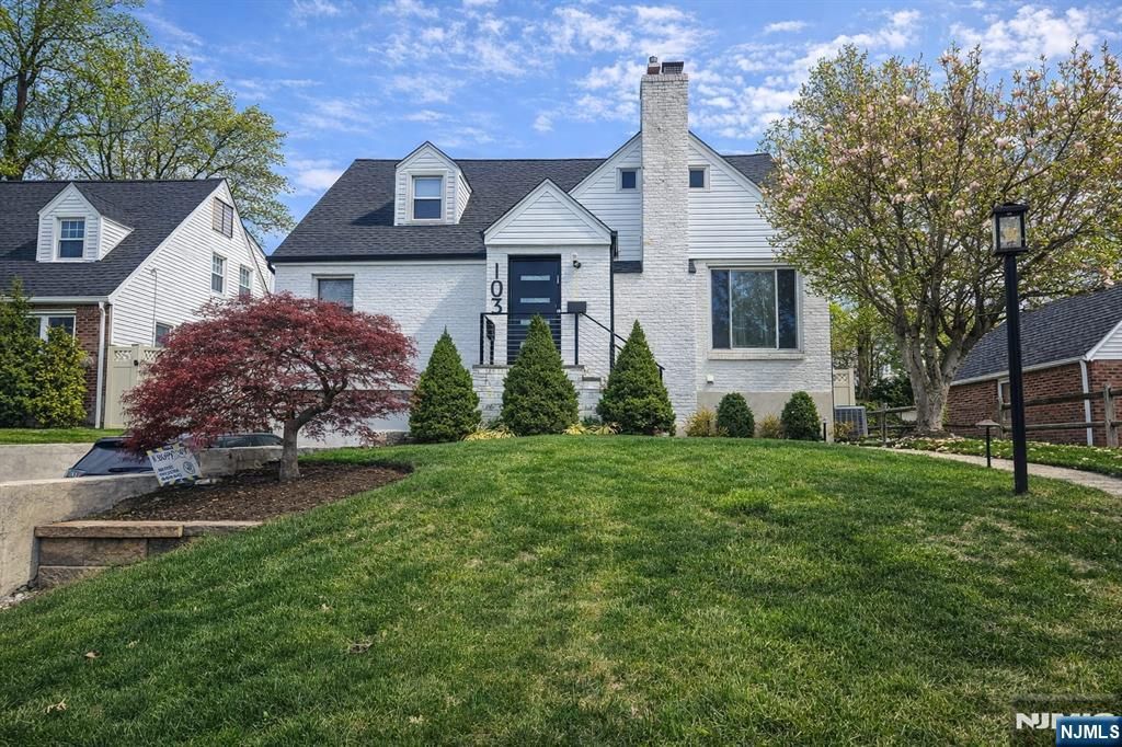 103 E Cedar Lane, Teaneck, NJ 07666
