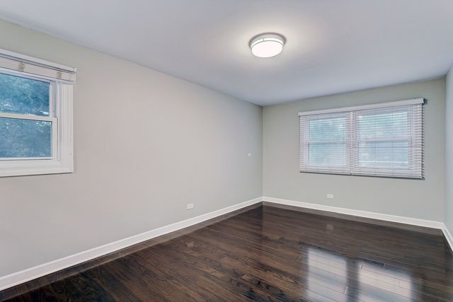 1423 S Cypress Drive, Mount Prospect, IL 60056