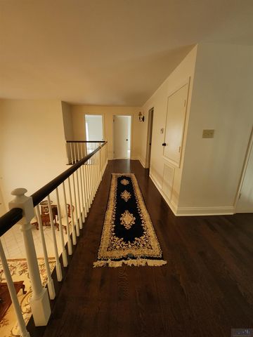 189 Palm Ave, Larose, LA 70373