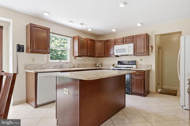 1001 MERIDIAN WAY, Yardley, PA 19067