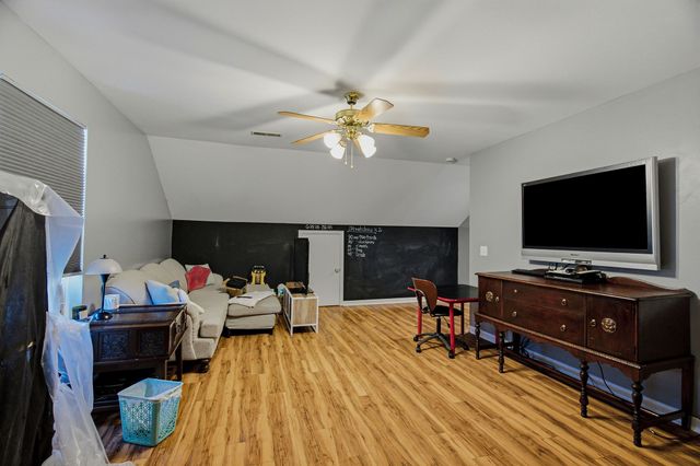 117 Thomas Holman Cir, Springfield, TN 37172