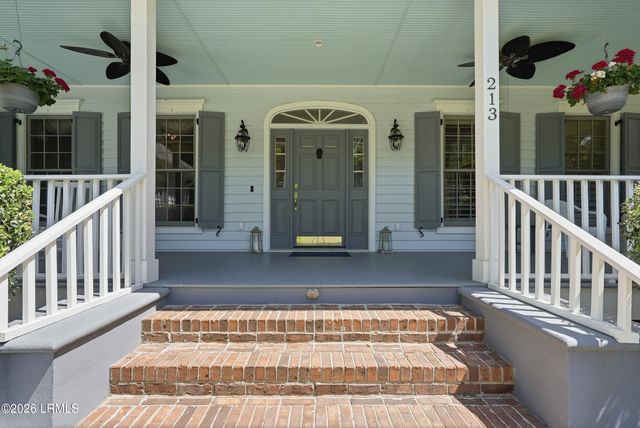 213 De La Gaye Point, Beaufort, SC 29902
