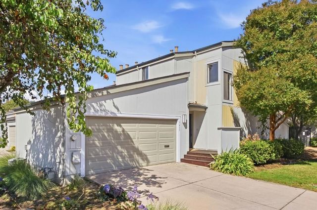 3419 La Selva Street, San Mateo, CA 94403