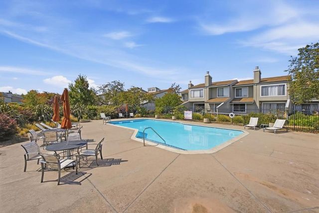 3419 La Selva Street, San Mateo, CA 94403