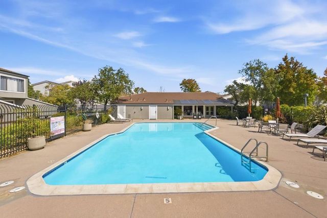 3419 La Selva Street, San Mateo, CA 94403