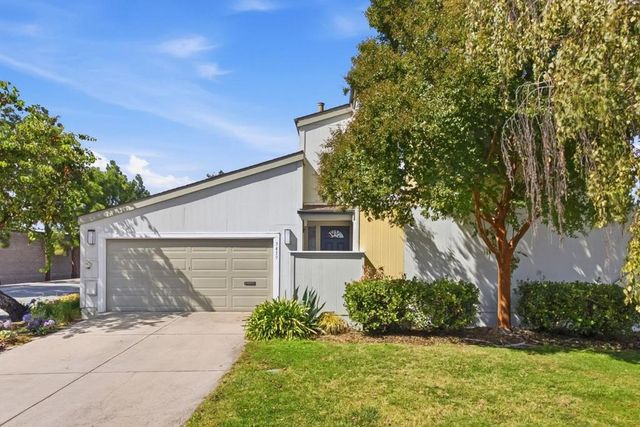 3419 La Selva Street, San Mateo, CA 94403