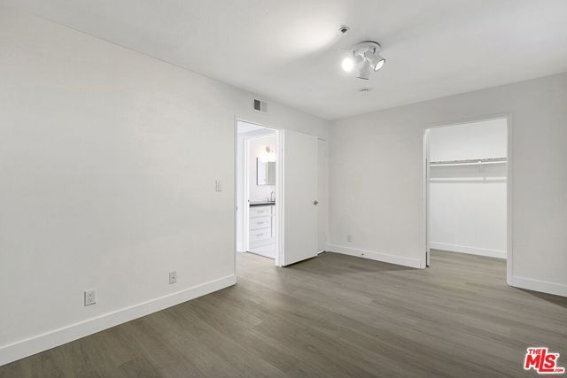 1616 Brockton Avenue 103, Los Angeles, CA 90025