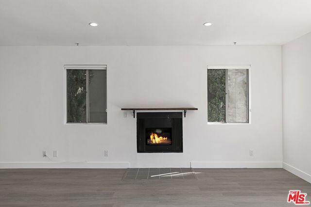 1616 Brockton Avenue 103, Los Angeles, CA 90025