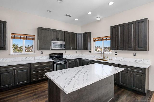 4150 Marine View Ave, San Diego, CA 92113