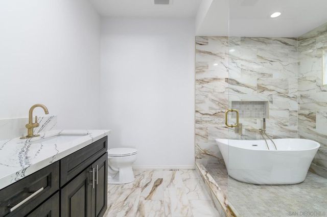 4150 Marine View Ave, San Diego, CA 92113