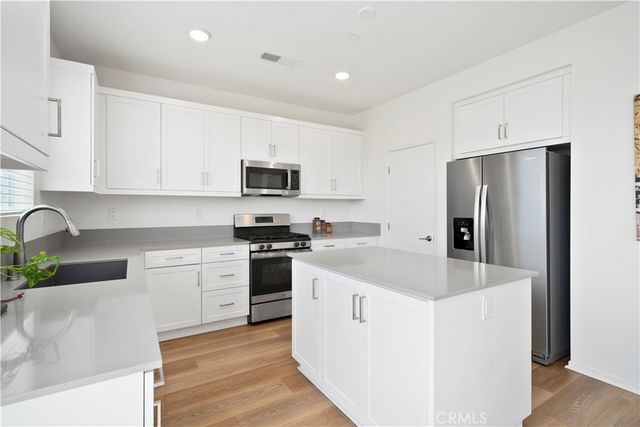 35060 Hacienda, Fallbrook, CA 92028