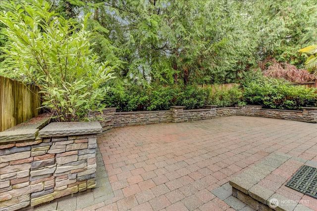 2462 172 Avenue NE, Redmond, WA 98052